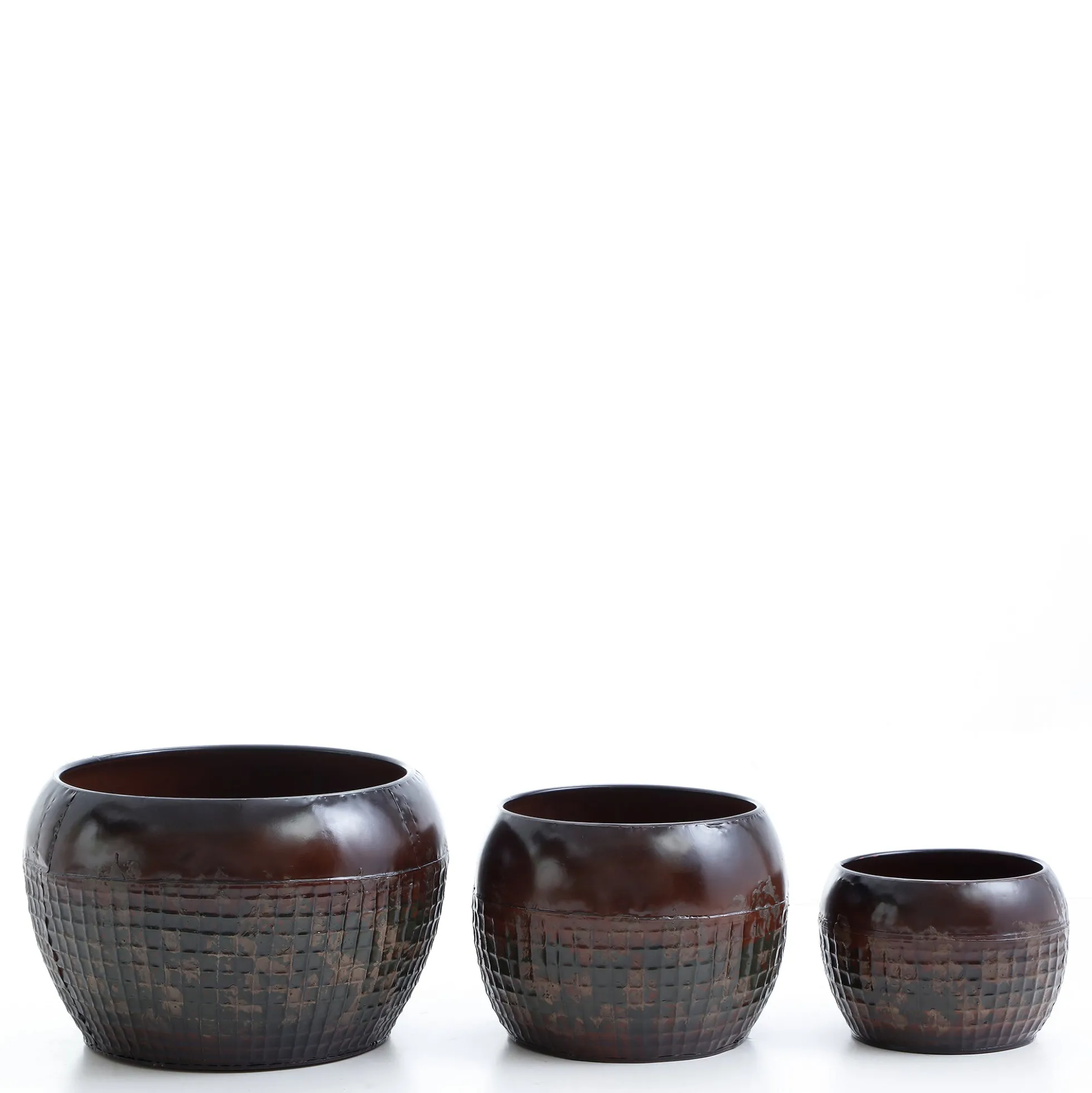 Cache-pots en métal Elen