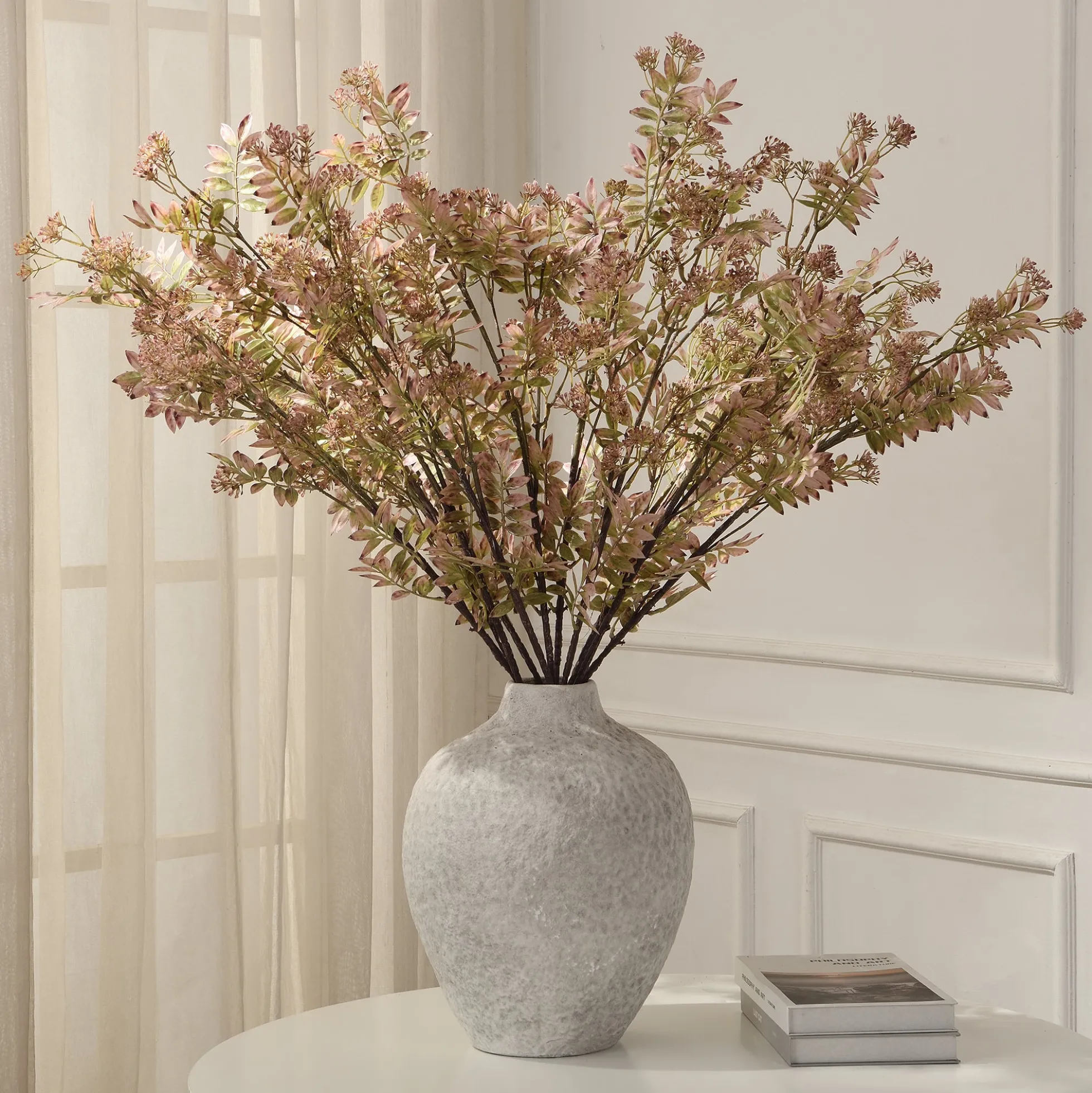 Feuillage pointu avec fleurs 110 cm