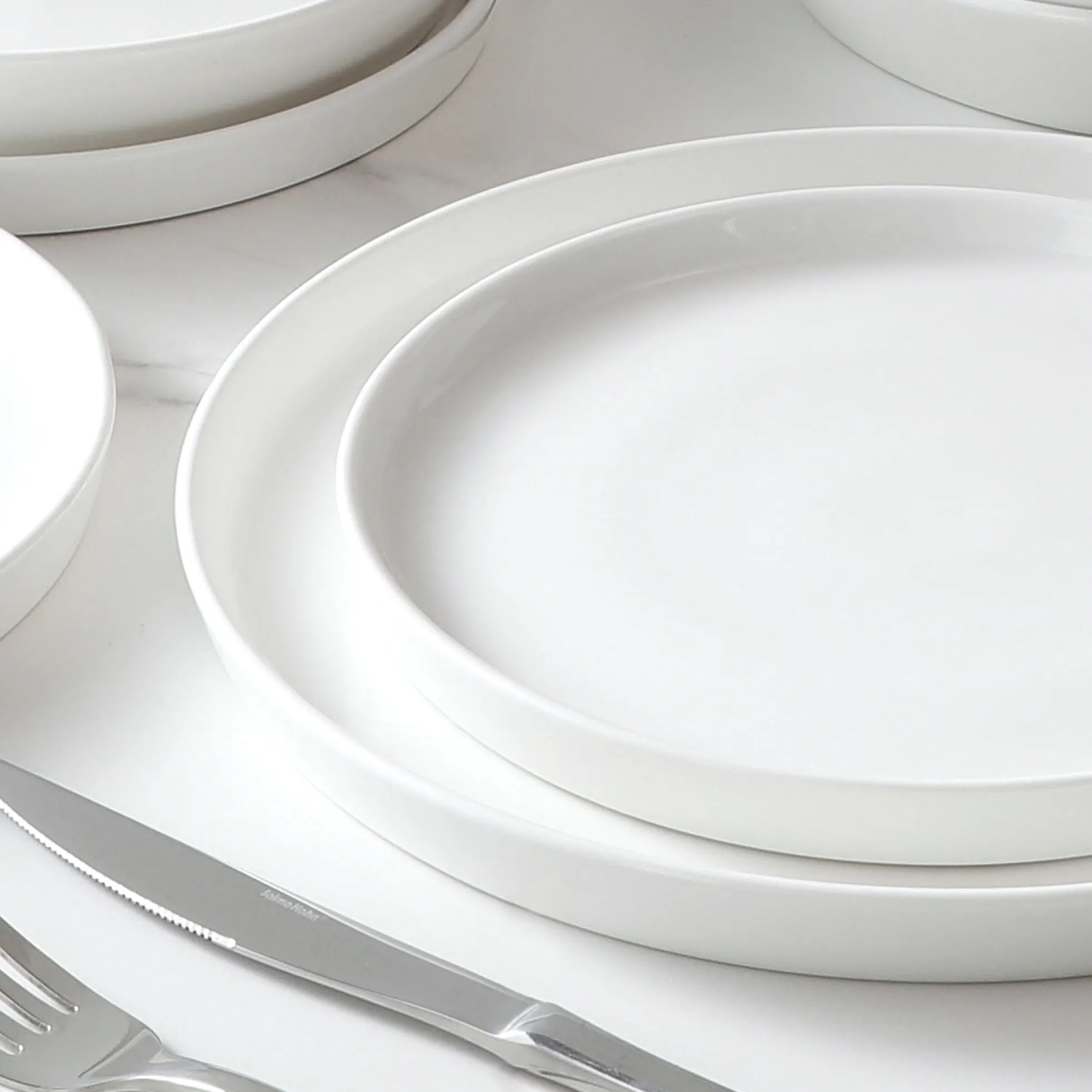 Service 4 assiettes plates Louise