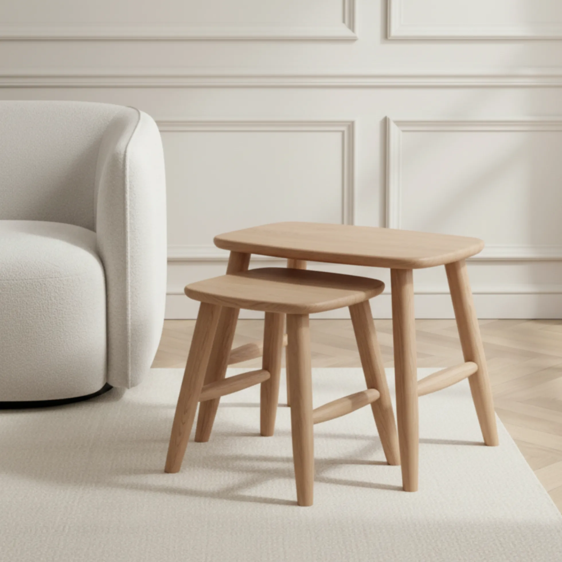 Tabouret en chêne Saba