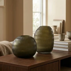 Vase en verre soufflé découpé Verdalys 18 cm