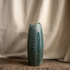 Vase Leaf