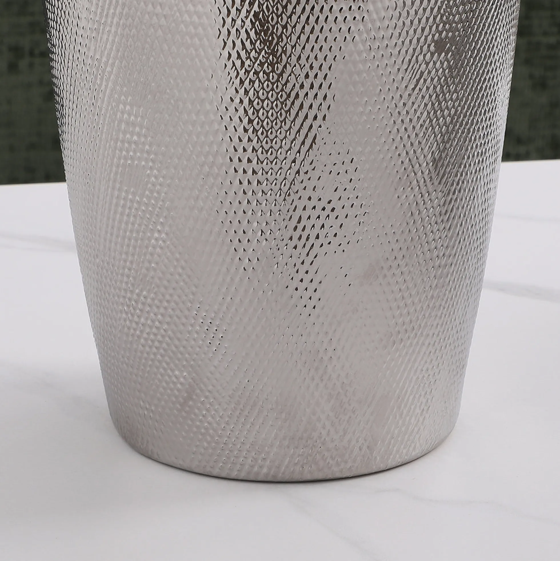 Vase Silver Grand Format